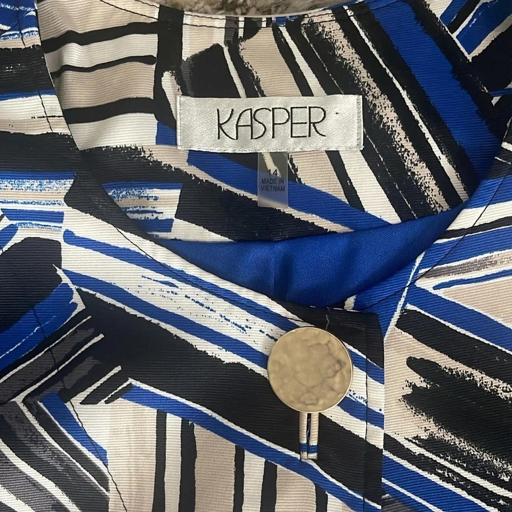 Kasper Blue and Black Abstract Top Button Jacket - Picture 5 of 7
